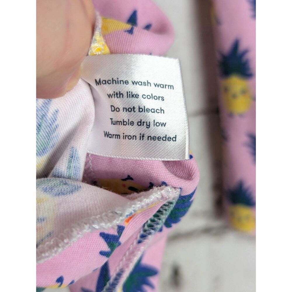 Roller Rabbit Dancing Pineapples Peru 100% Pima C… - image 6